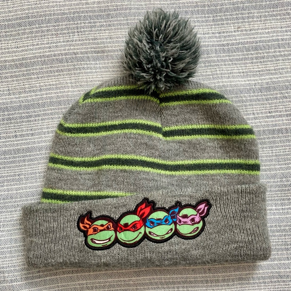 Teenage Mutant Ninja Turtles Grey Beanie Pom Stripe Graphic Hat Youth OS